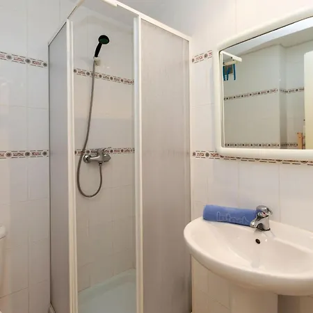 Cala Gonzalez-1 By Interhome * Винарос